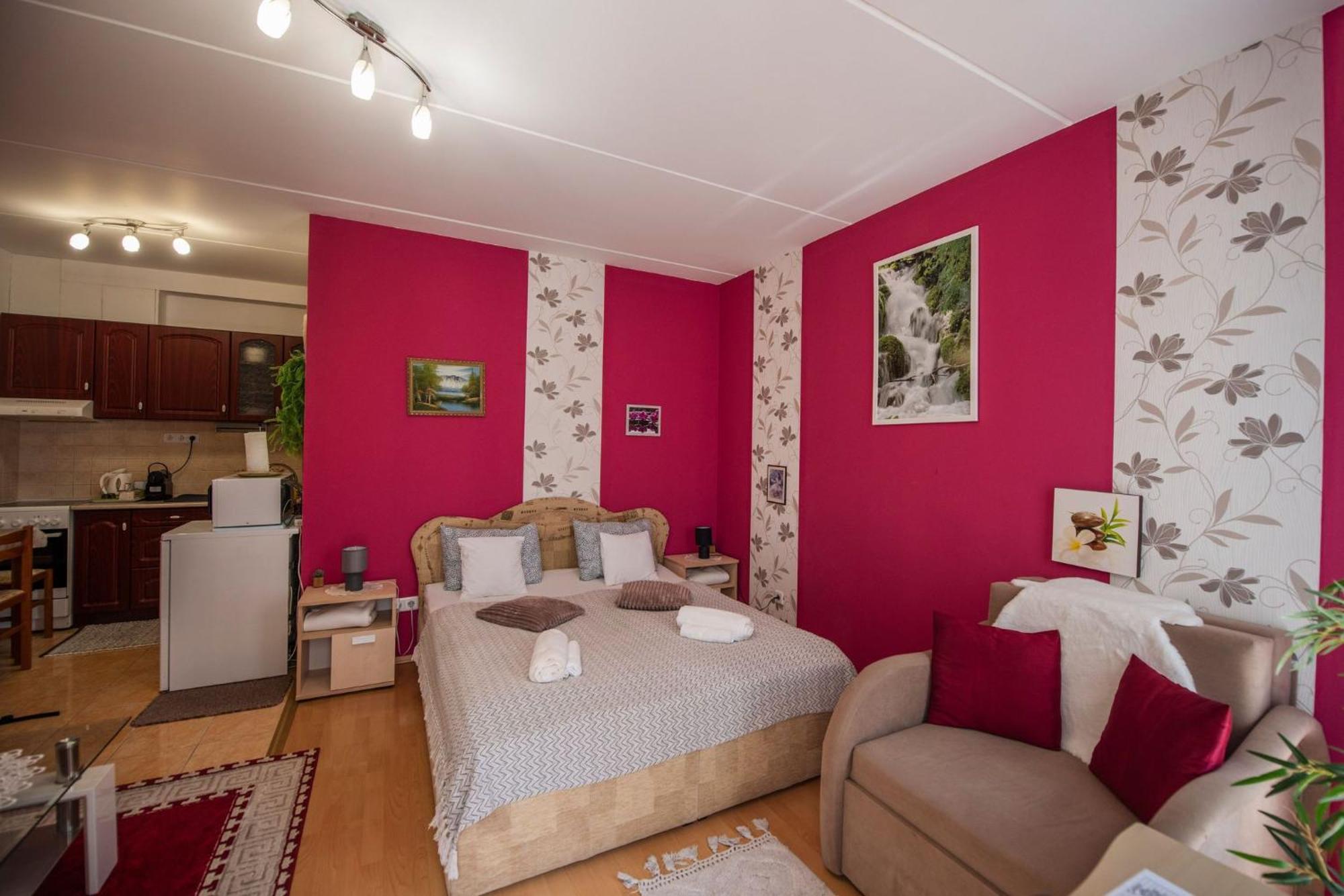 Inci Apartman Pecs Ngoại thất bức ảnh